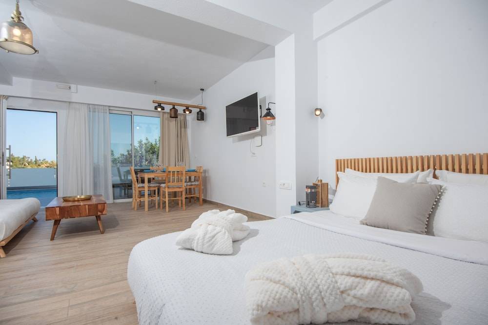 Ammos Lux Apartments Crete 2
