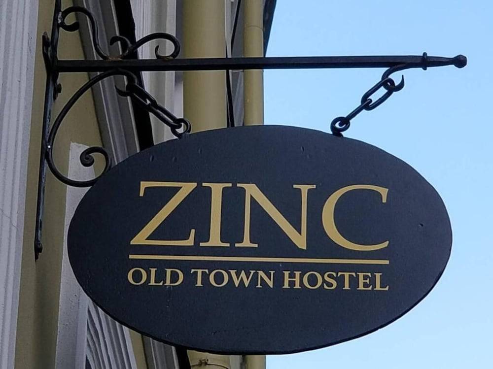 Zinc Old Town Hostel 1