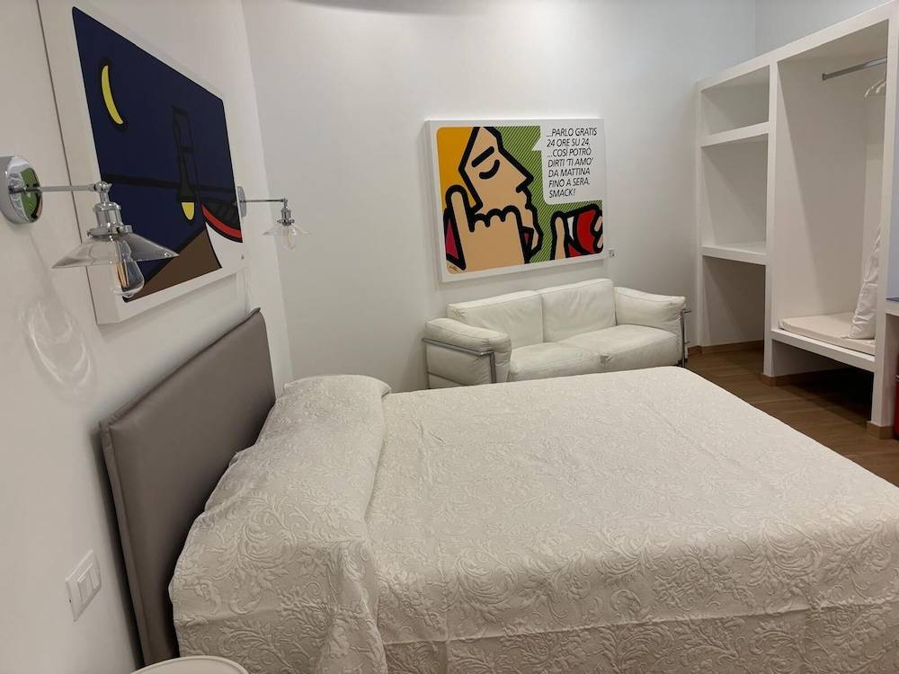 Glave Rooms 1