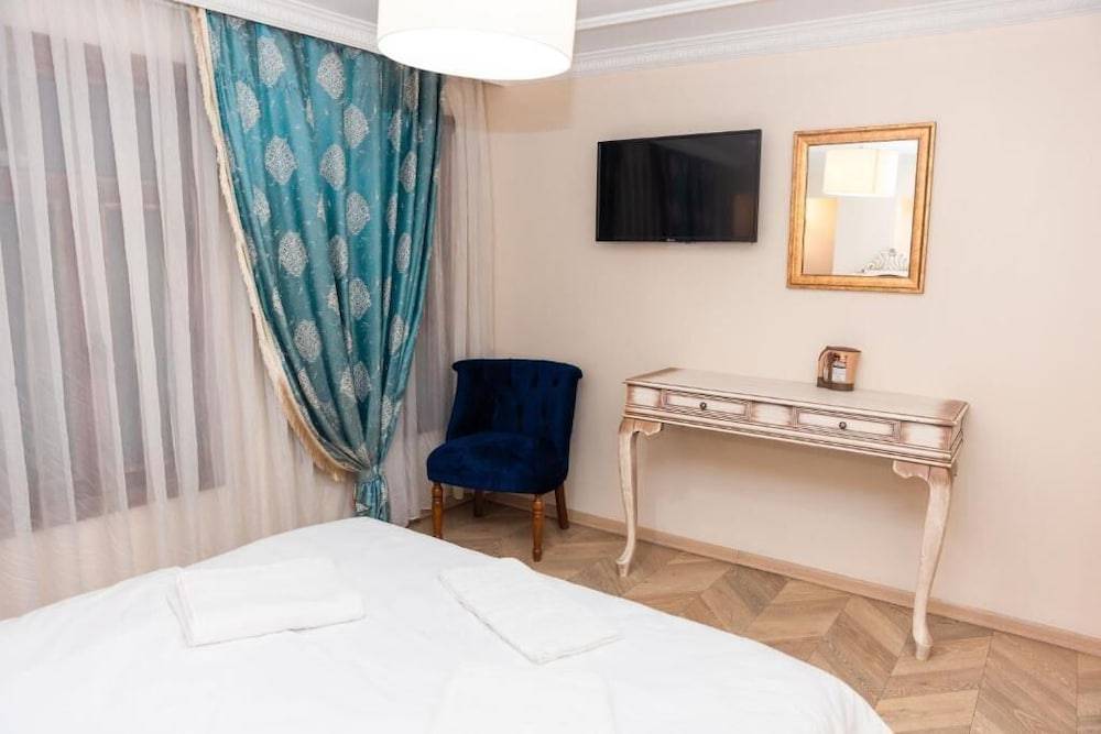 mirapartotel 1