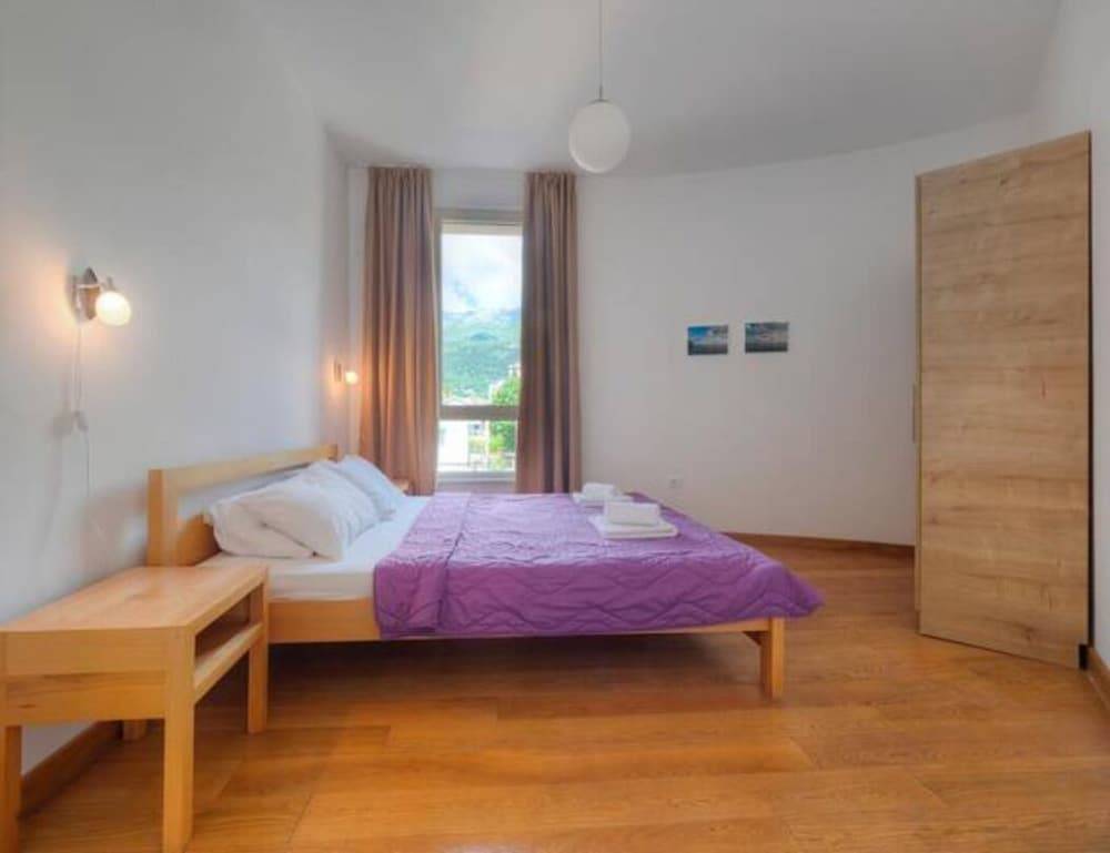 Seaside Rest Apartments 2