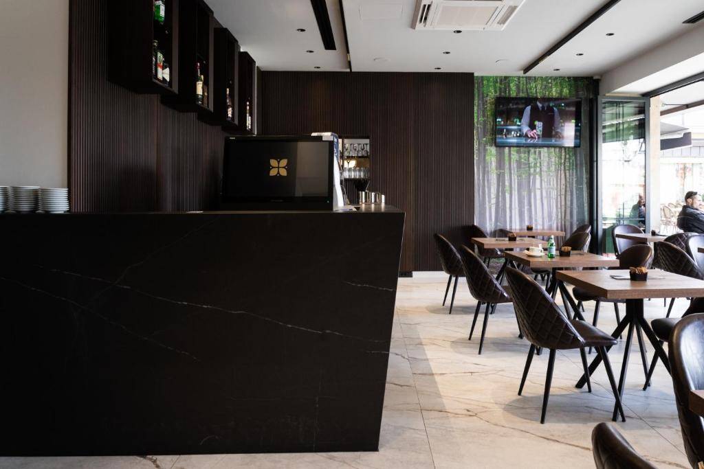 Emery Hotel 2