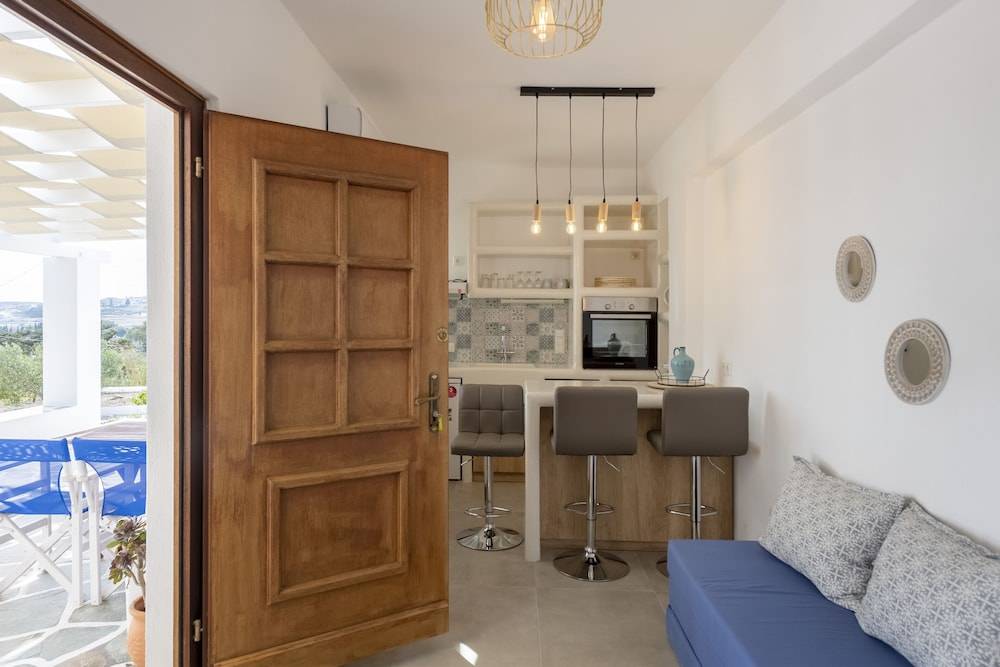 Theodora's Suite 2