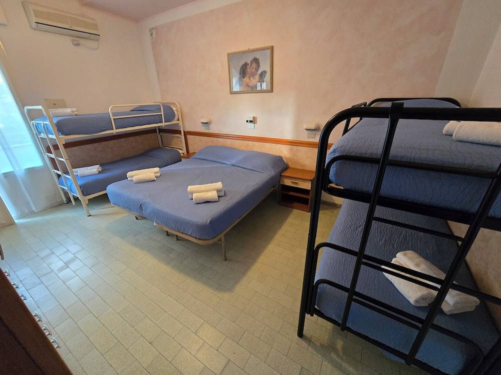 Hotel Rosa 1