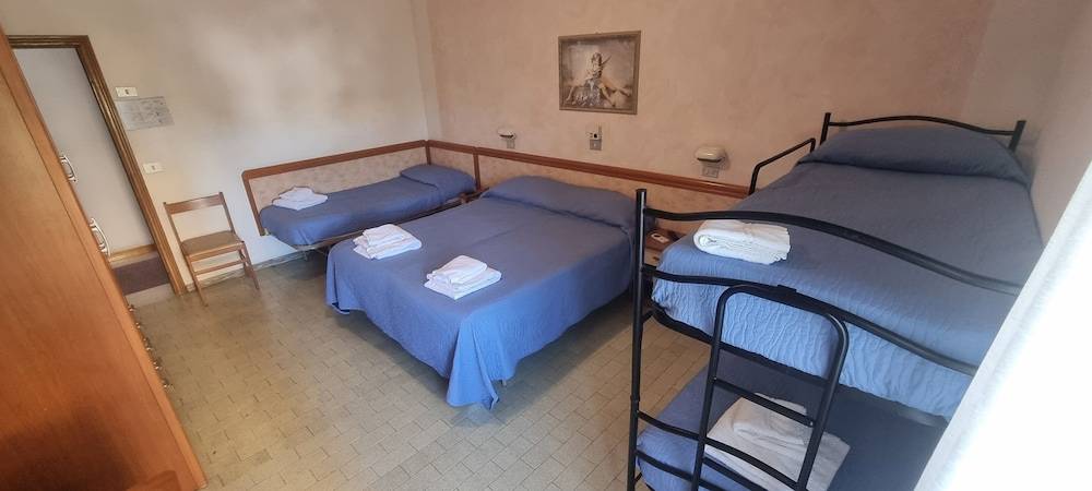 Hotel Rosa 2