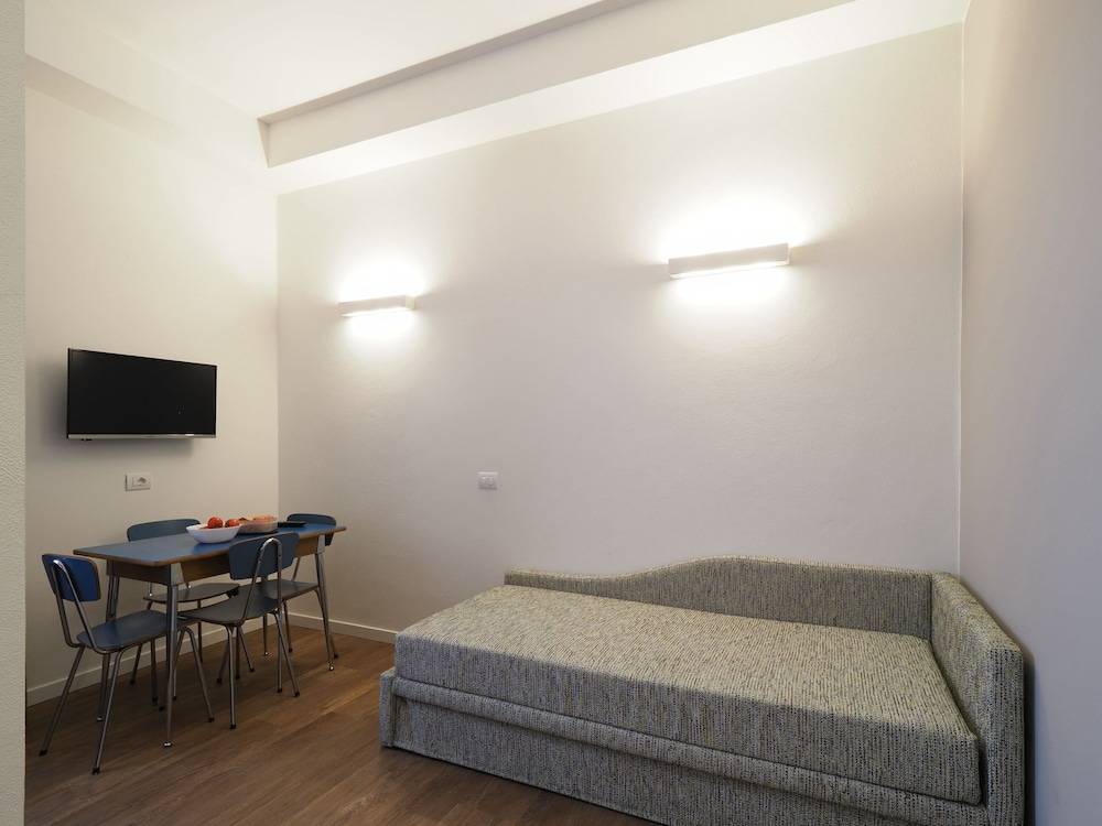 Relais Dogana 1