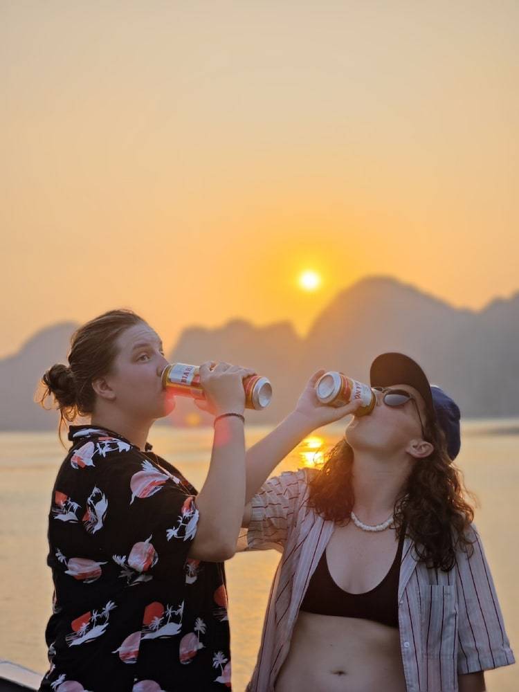 Booze Party Cruise 1
