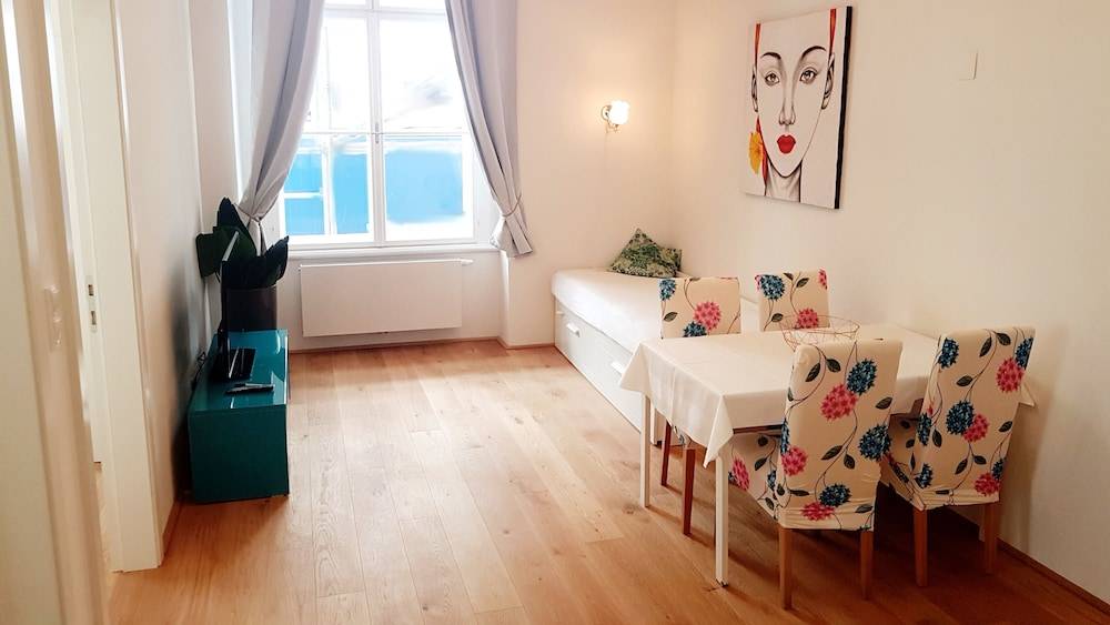 Sobieski City Center Apartments 2
