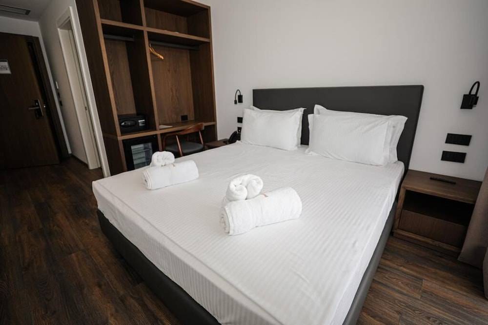 Black Diamond Hotel Dhermi 2