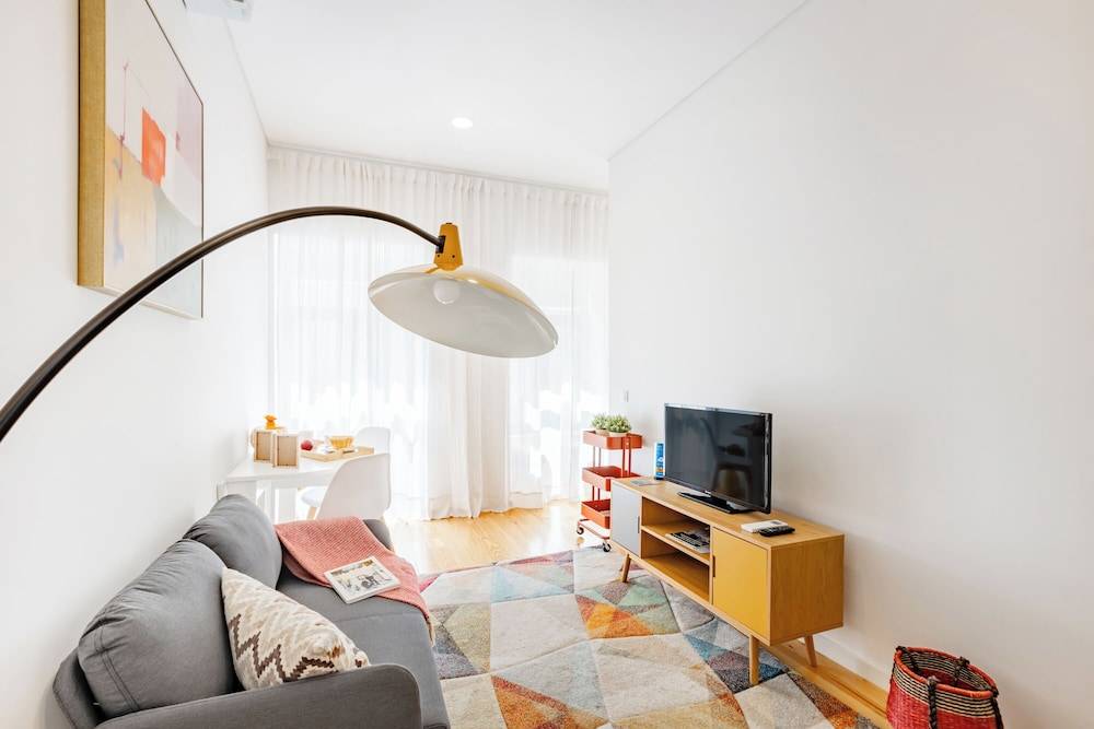Oporto Urban Mood with AC | Bonfim Studio 2