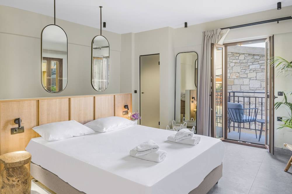 Achatis Suites 1