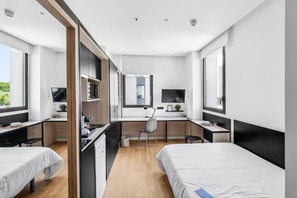 Home and CoLiving Pamplona 1