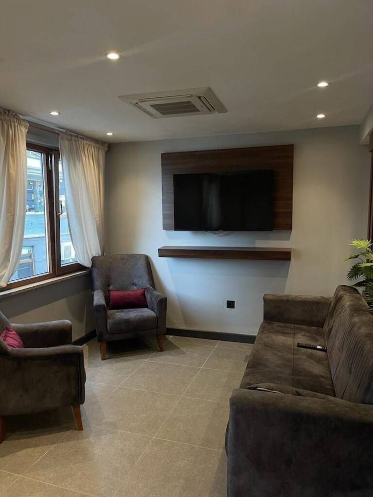 Çamlıca Hotel 2