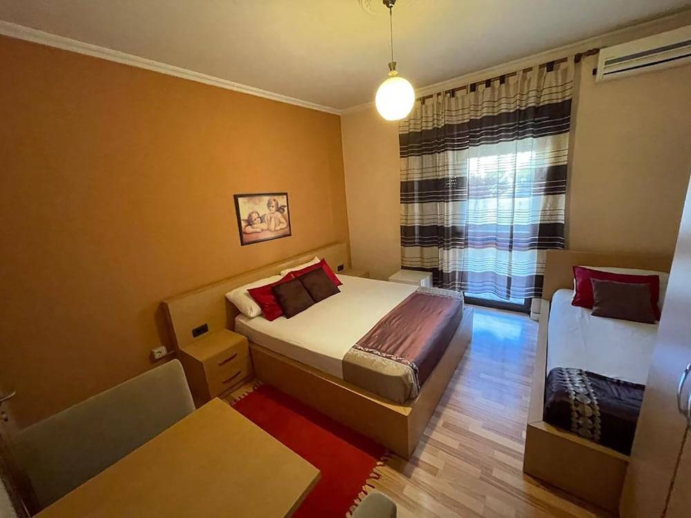 Algo Hotel 2