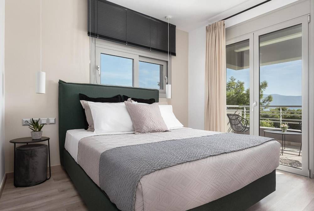 Cavos Boutique Homes 2