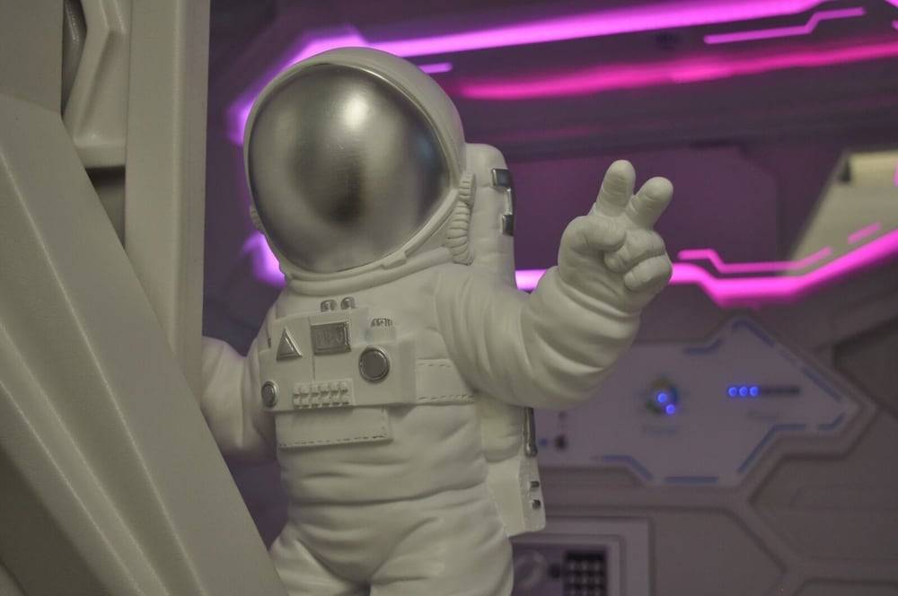 Cosmos Capsule Hub London 2