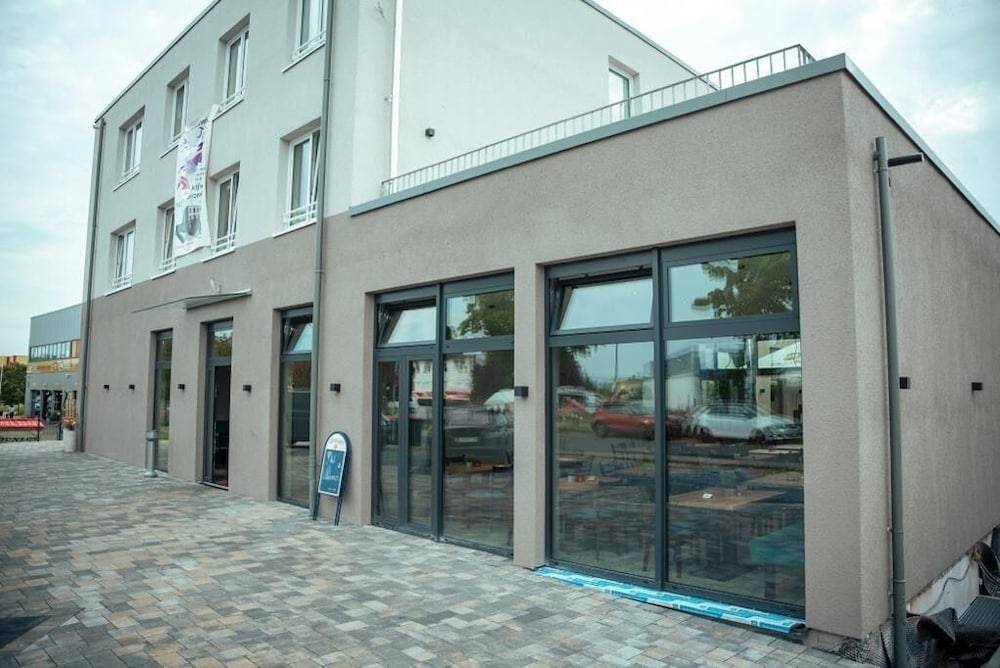 Hotel Central Vis a Vis 1