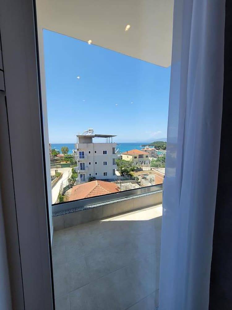 ADMIRO Hotel 2