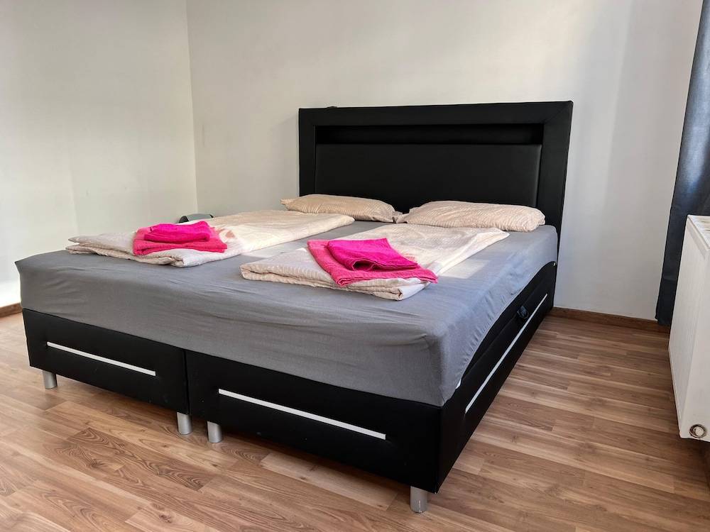 Cozy 3BR shared Apt. Wien Simmering 2