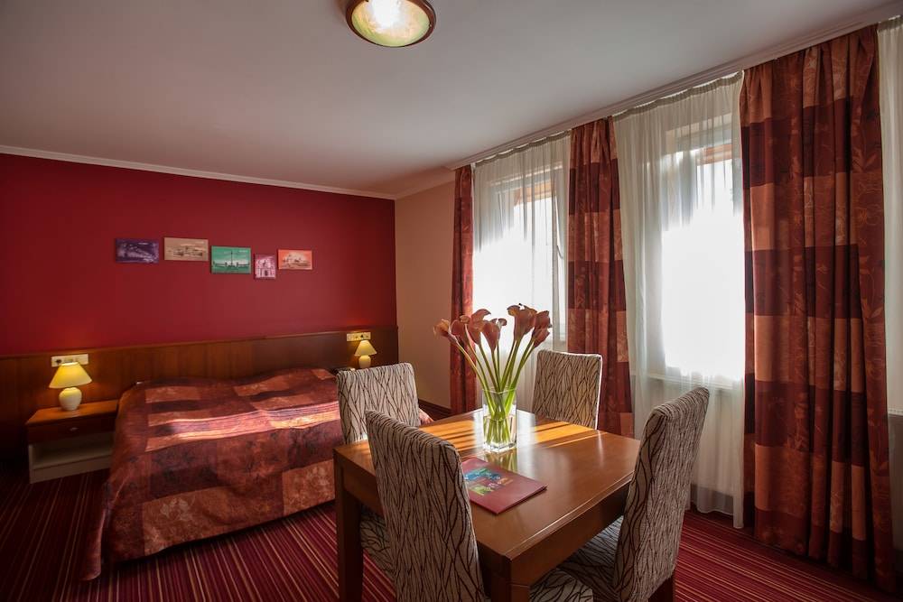 City Home Budapest 1