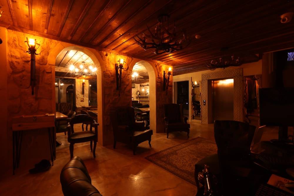 Alika Castle House 2