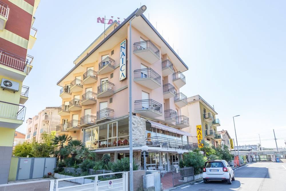 HOTEL NAICA 1