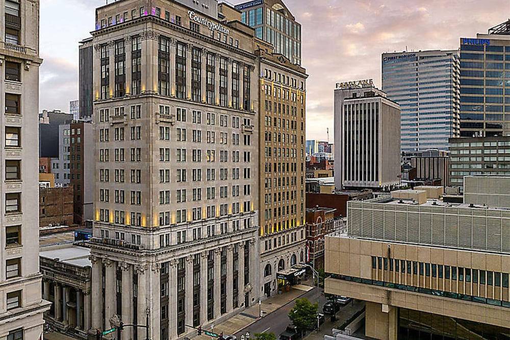 Bluegreen Downtown Nashville 1
