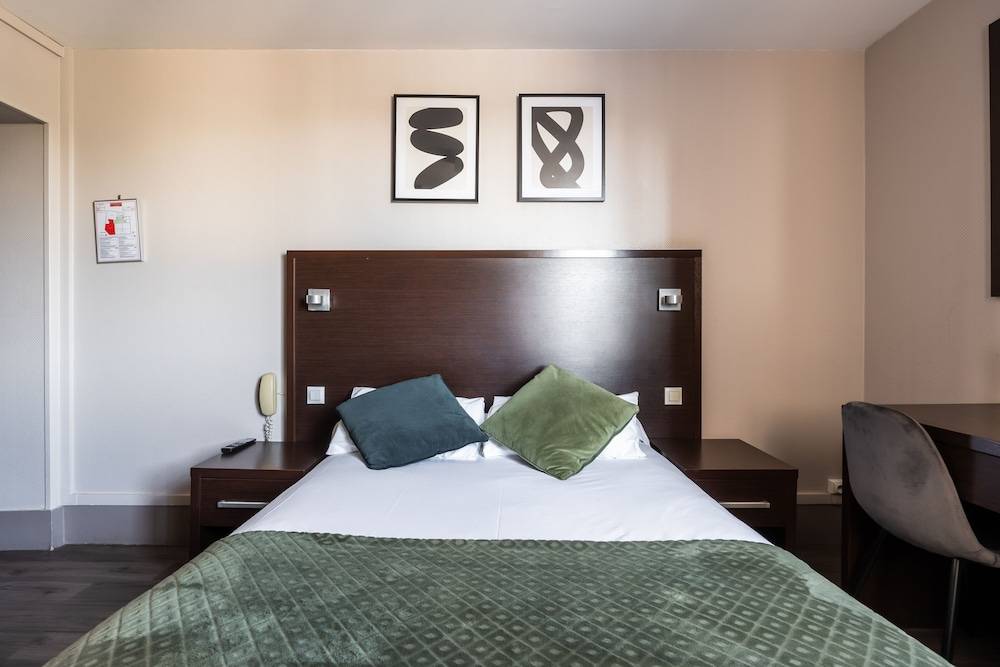 Hôtel Bristol Nord 1