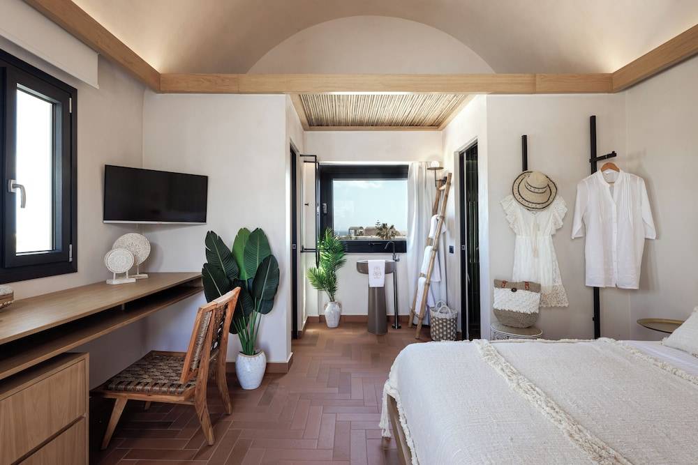 Aja Retreat Luxury Suites 2