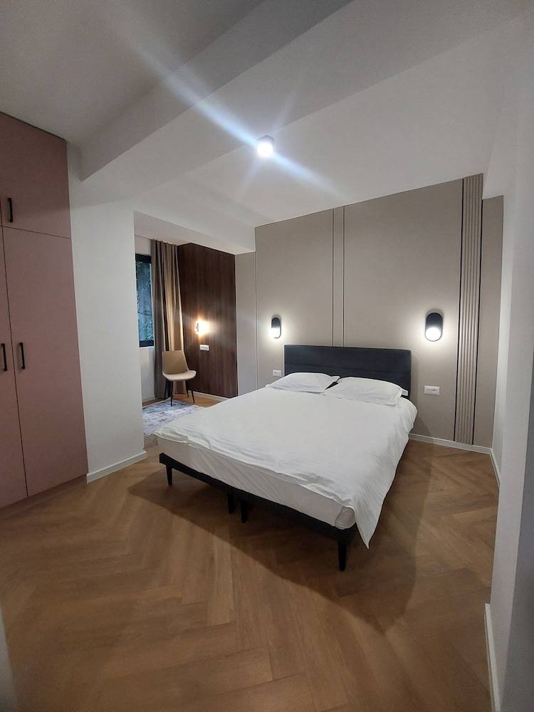 Executive Suites by Modern Living 2