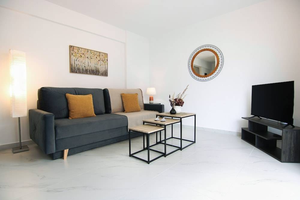 Phaedrus Living Skiathos Luxury Residences Lime 1