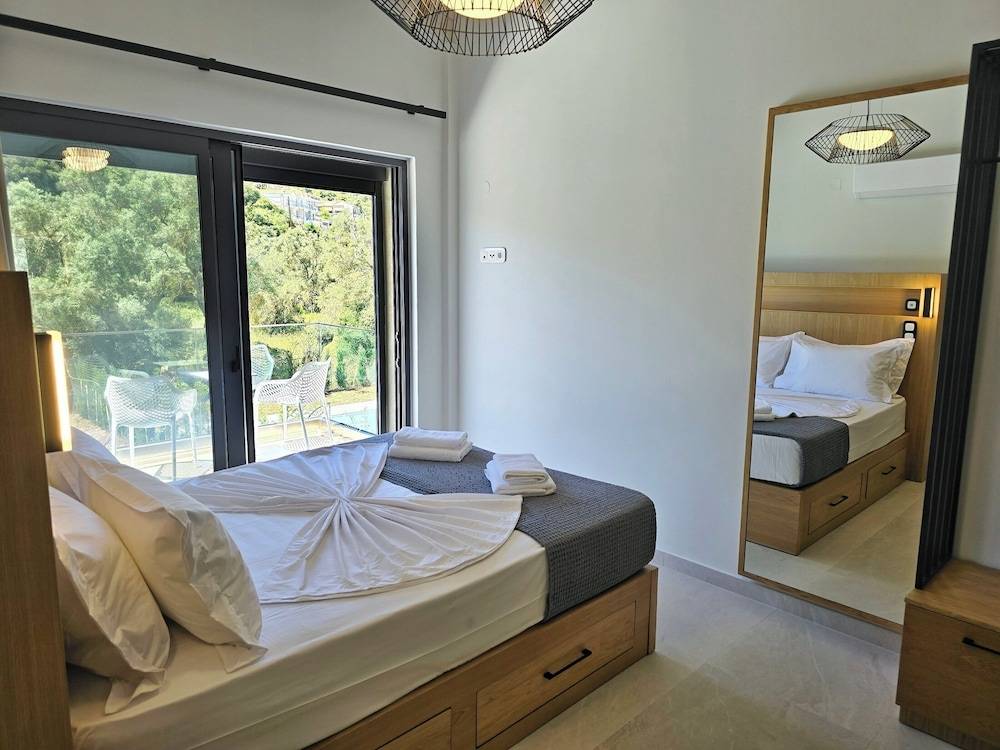 Anmaria Luxury 2