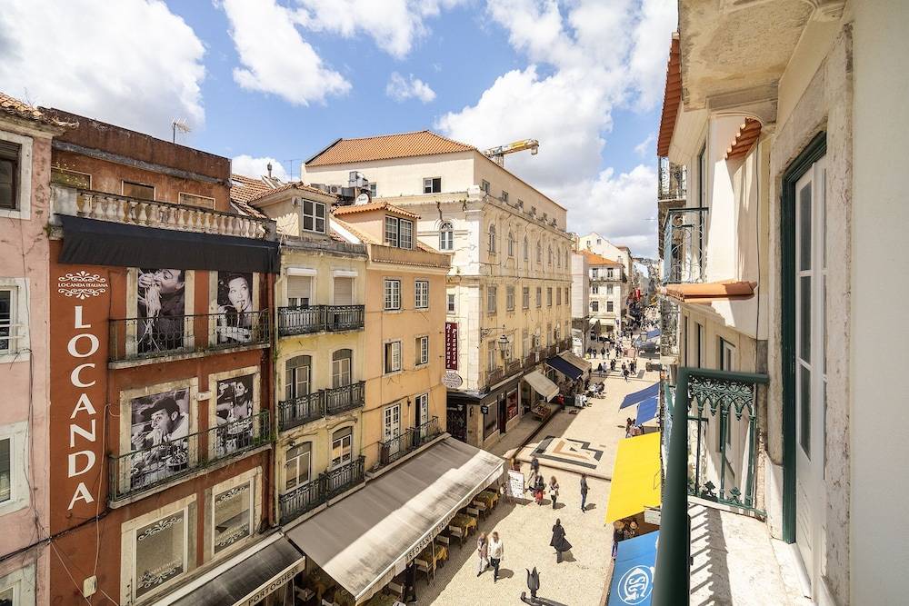Lisbon's Heartbeat Your Premier Address 1