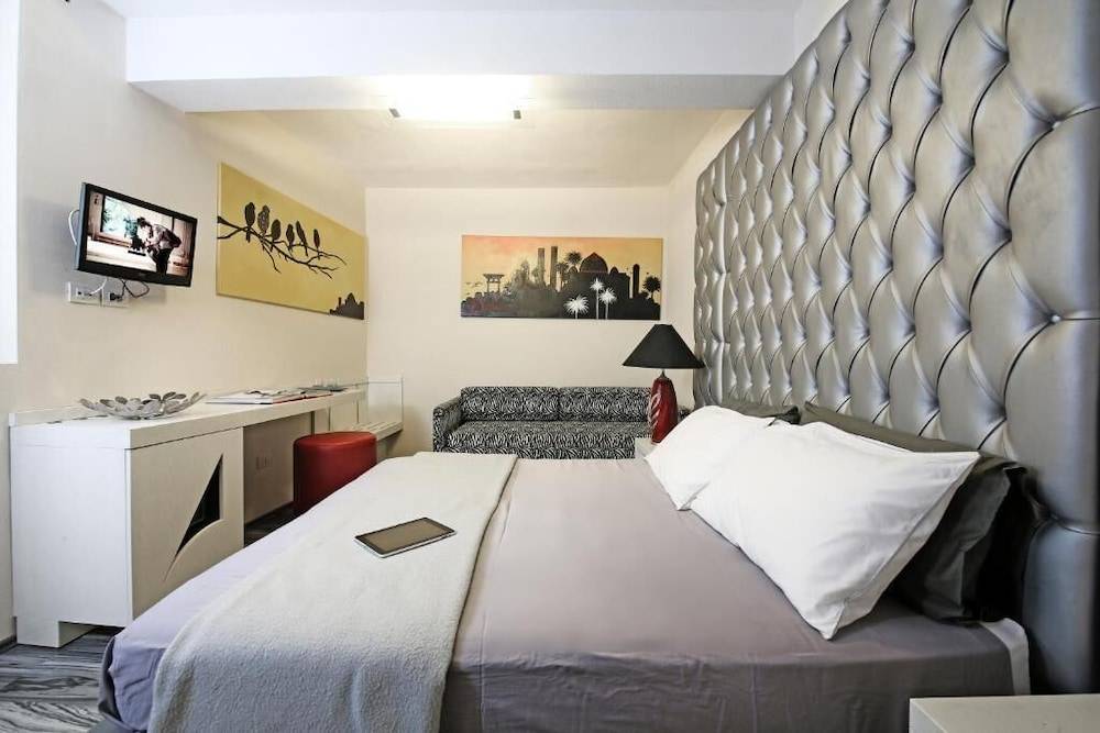 Hotel Atelier Gardone Riviera & Beach 2