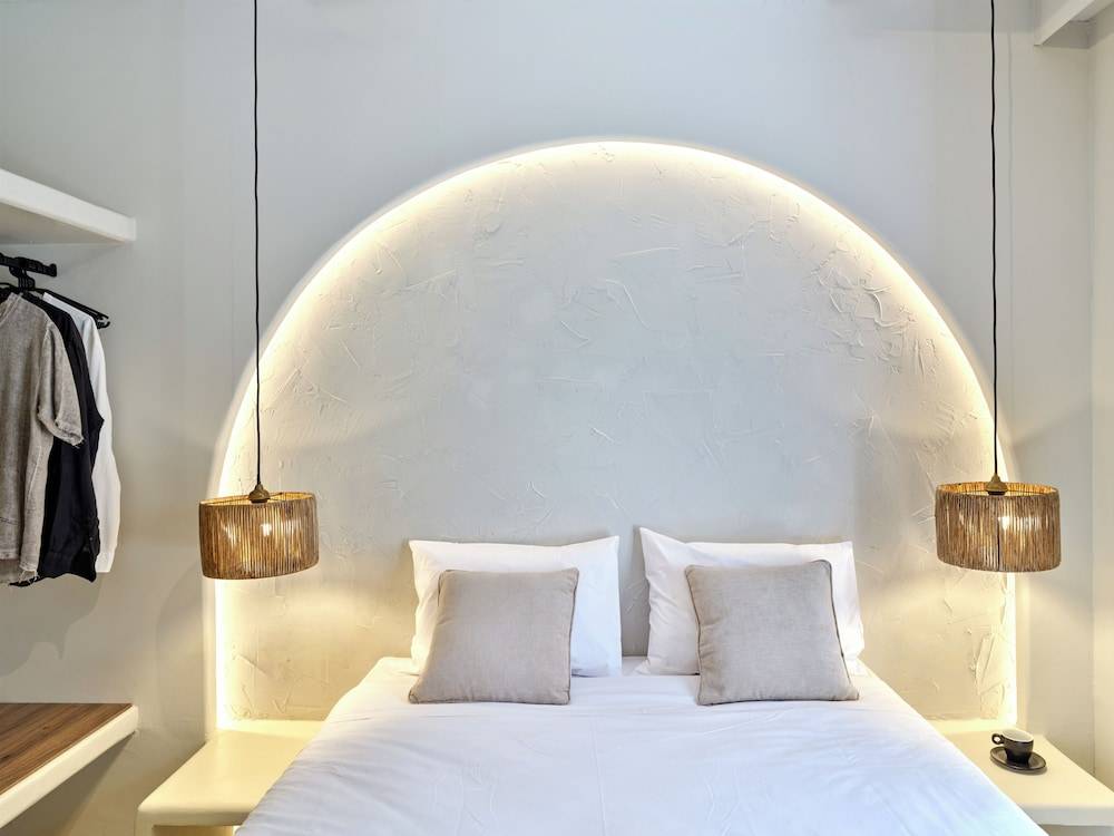 Paridian Living 2