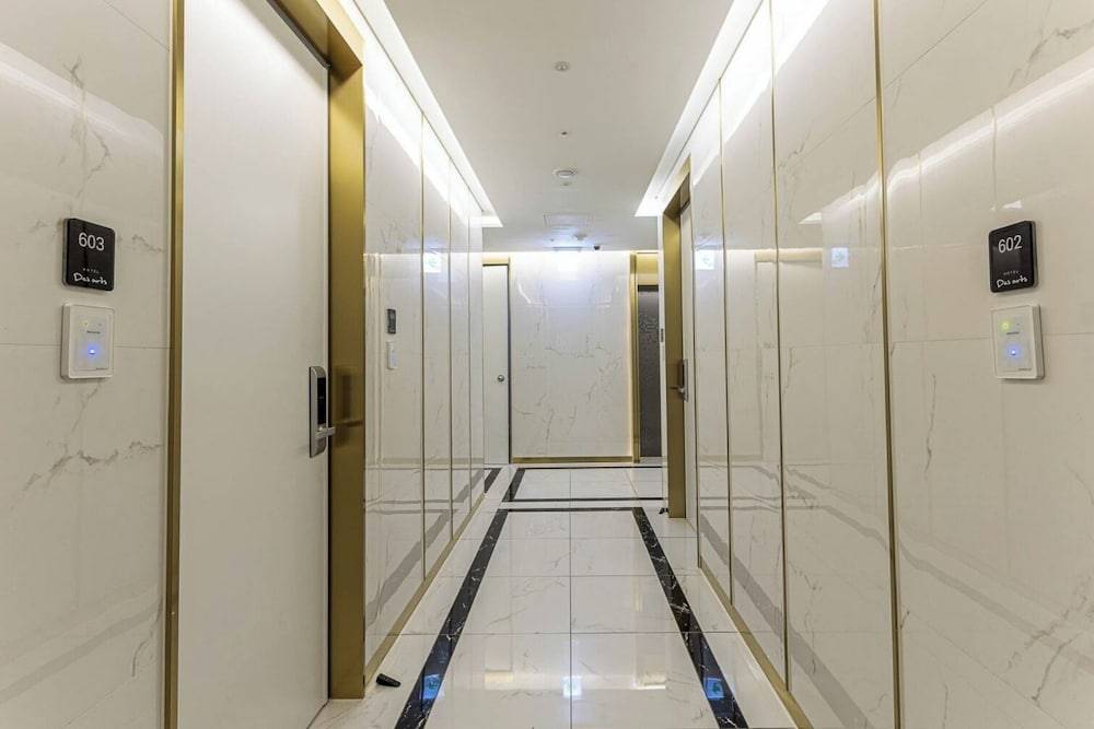 Desarts Hotel 2