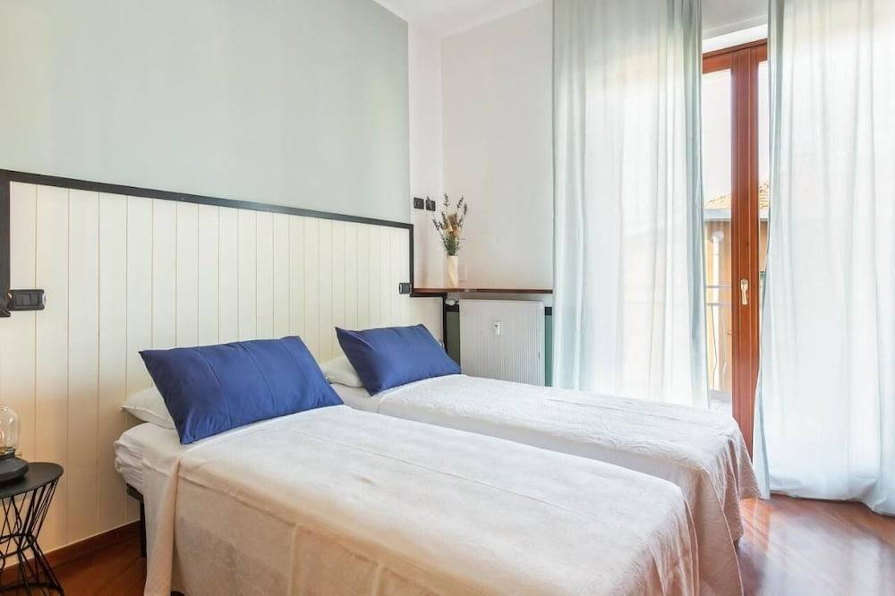 MyHomeInComo - Santa Chiara Apartment 2