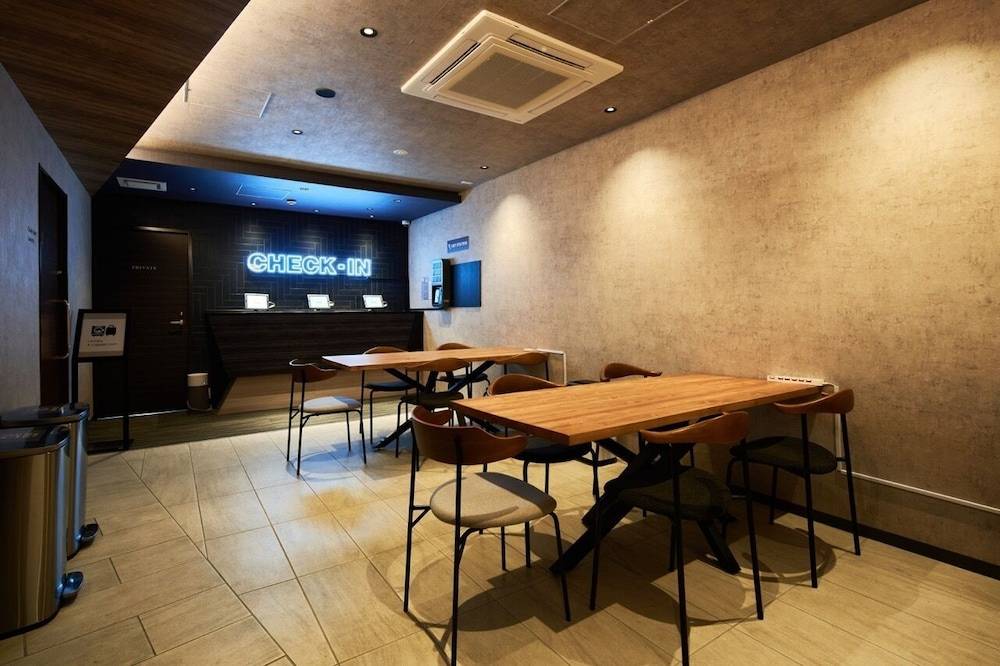 B/C HOTEL NAHA Hotel with rental car 2
