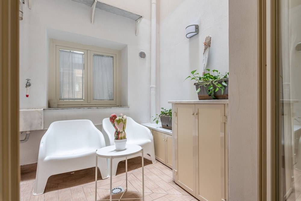 MetaM Apartment in the City Center by Wonderful Italy 2