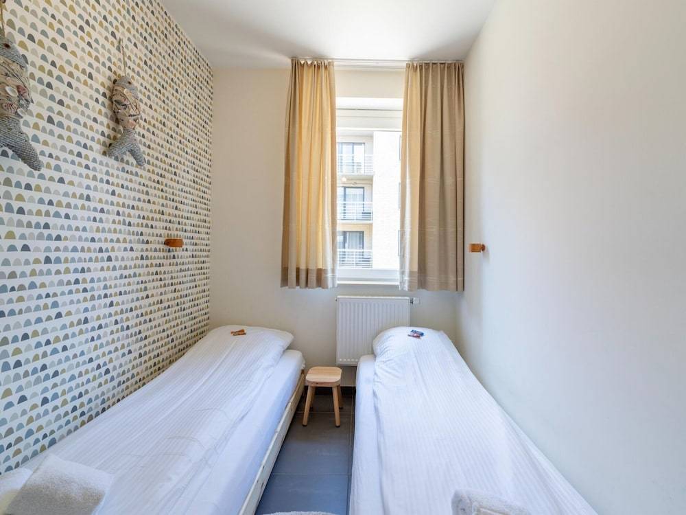 Chic Flat Near Ostend Beach 2
