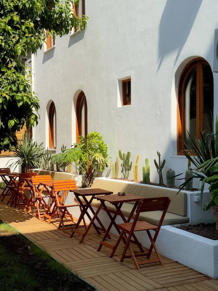 Nephos Beach Hotel 1