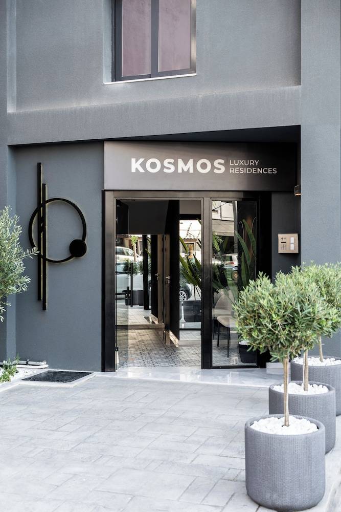 Kosmos Luxury Residences 1