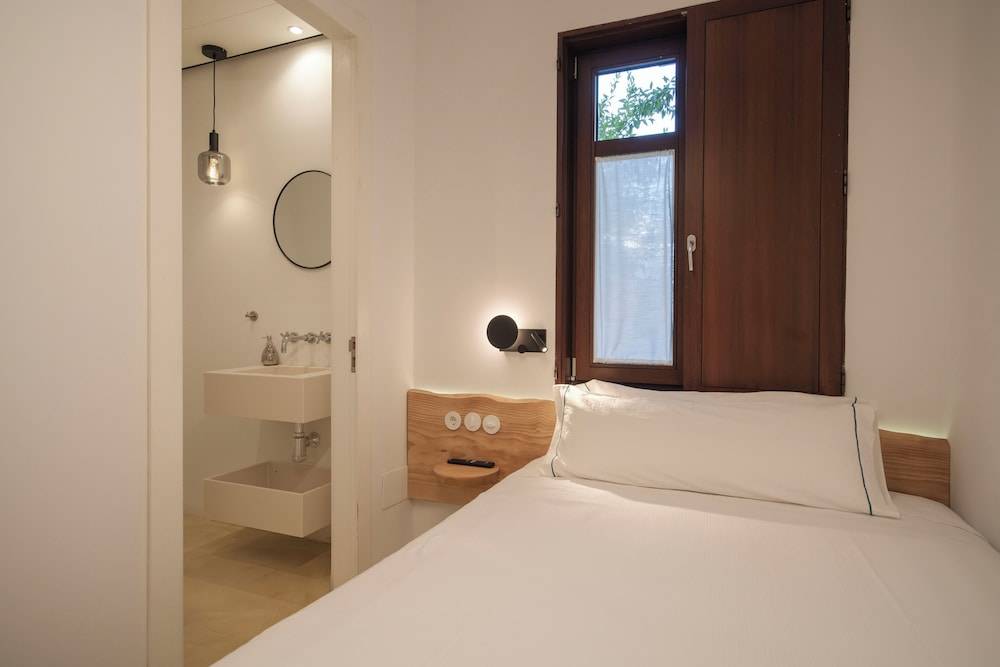 La Moderna Suites 2