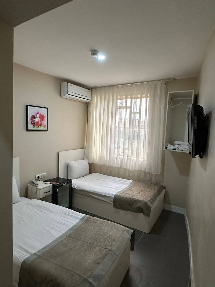 Rota Star Hotel Beyoğlu 1