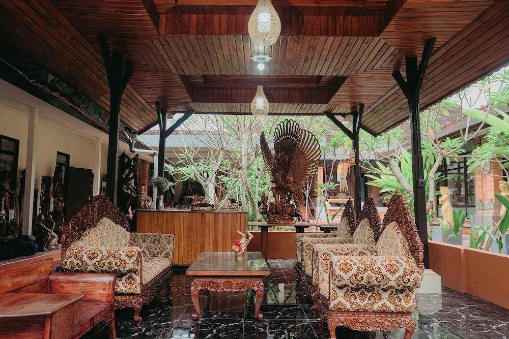 Rai Wood Carver and Homestay 1
