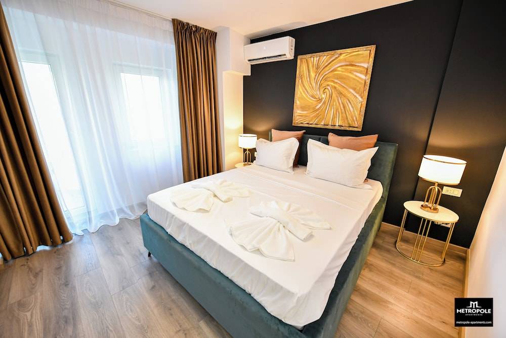 Metropole Apartments Central City 2