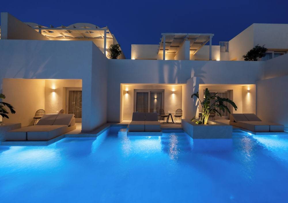 Heyday Luxury Suites 1
