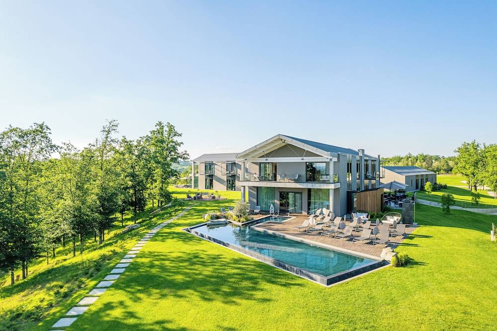 Le Cattedrali Relais by Laqua Collection 1