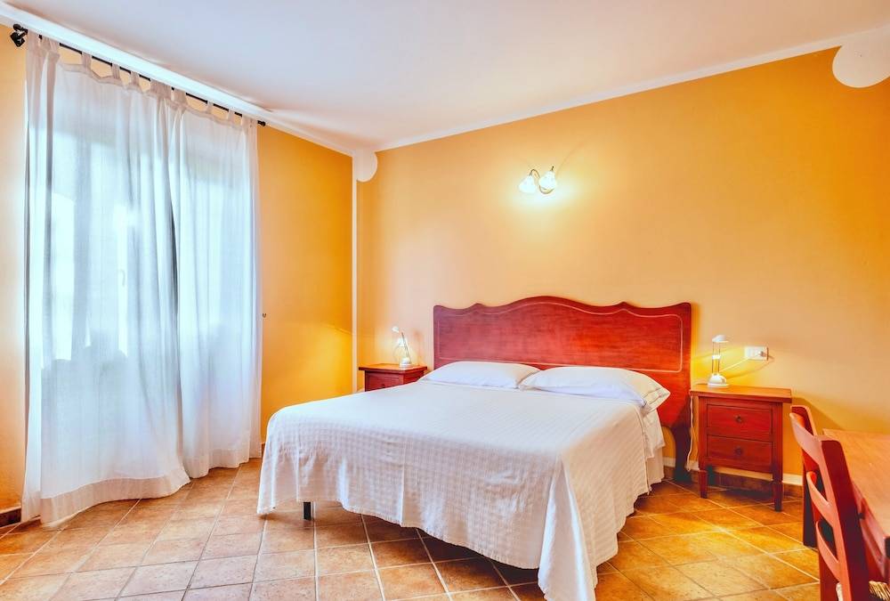 Residence with thermal pools in Sorano 2