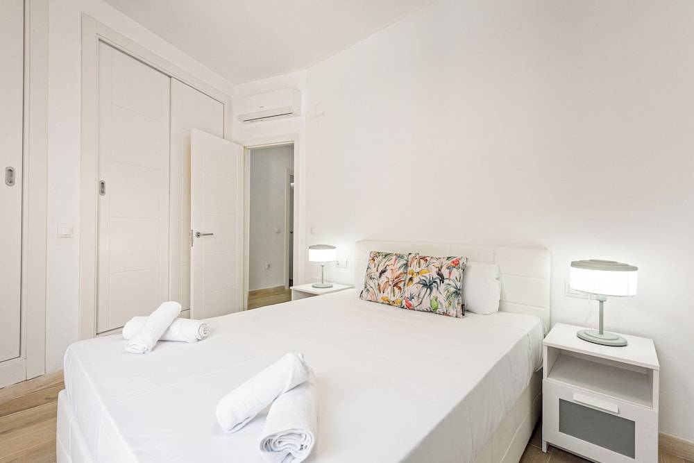 Stay U-nique Apartment Montaño 1